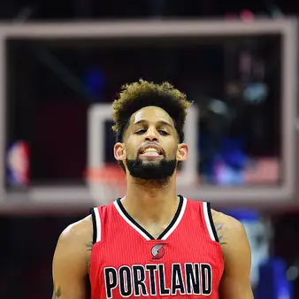 Allen Crabbe Net Worth
