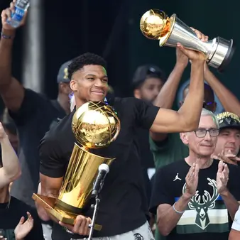 Giannis Antetokounmpo Is Now A Part Owner Of The Milwaukee Brewers