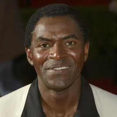 Carl Lumbly