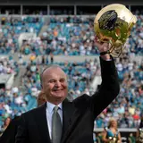 Wayne Weaver Net Worth