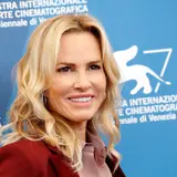 Janet Jones Net Worth