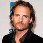 Greg Bryk Net Worth