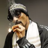 Snoop Dogg Just Invested In A Startup That Wants To Be "Uber For Weed"