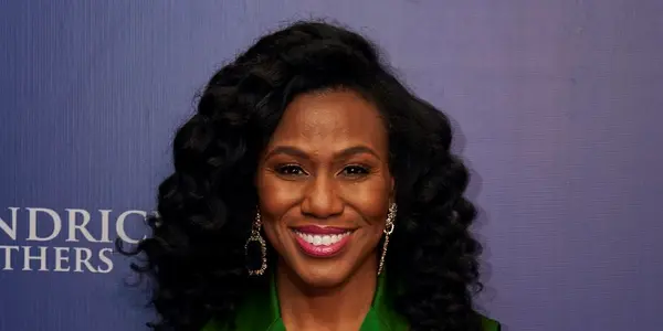 Priscilla Shirer