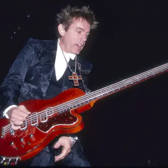 Tom Petersson Net Worth