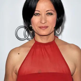 Julia Nickson-Soul Net Worth