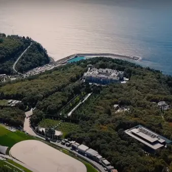 Russian Activists Post Drone Footage Of Vladimir Putin's Purported $1.4 Billion Secret Palace
