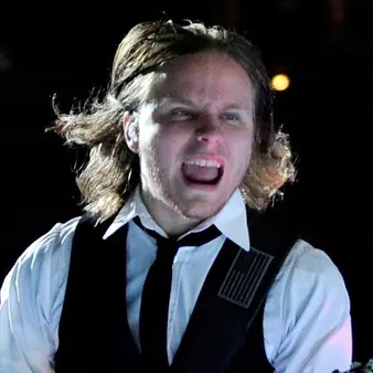 Zach Myers Net Worth