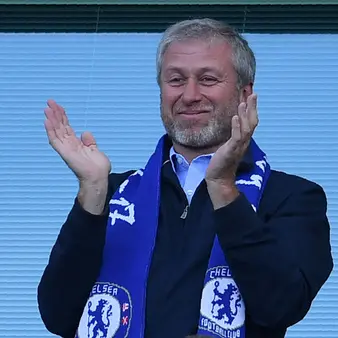 Russian Oligarch Roman Abramovich Just Donated Control Of His Beloved Soccer Club Chelsea To Charity