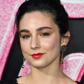 Molly Ephraim Net Worth