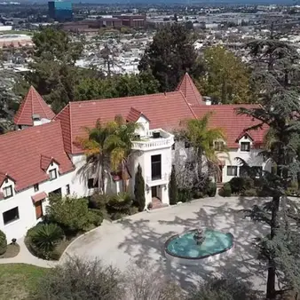 Phil Spector's Infamous "Murder Castle" Hits Market For $5.5 Million