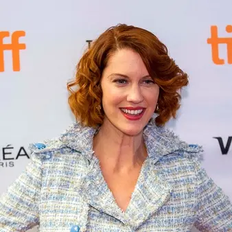 Lauren Lee Smith Net Worth