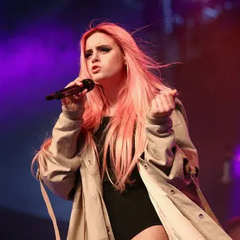 Kiiara Net Worth