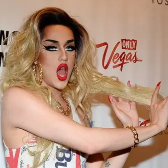 Adore Delano Net Worth
