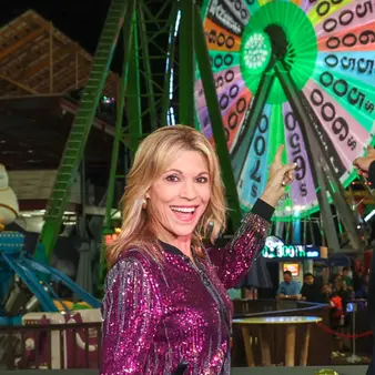Thanks To A Unique Scheduling Quirk, Vanna White Might Have The Greatest Job In Human History