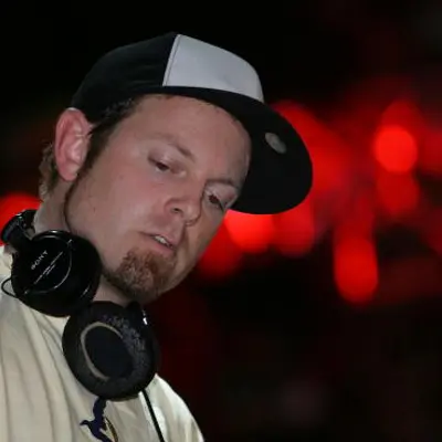 DJ Shadow