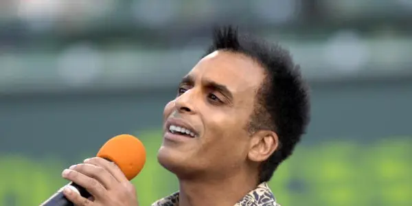 Jon Secada