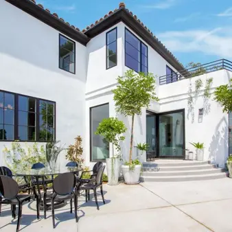 1D's Louis Tomlinson Lands $7.3 Million Mansion