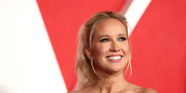 Anna Camp