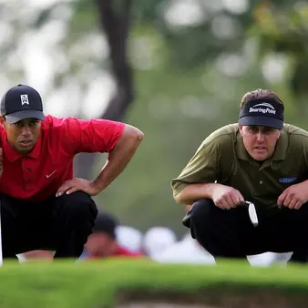 Tiger Woods Vs. Phil Mickelson: How Do Their Bank Accounts Compare?