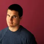 Robbie Amell Net Worth