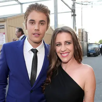 Pattie Mallette Net Worth