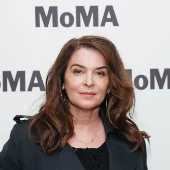 Annabella Sciorra Net Worth