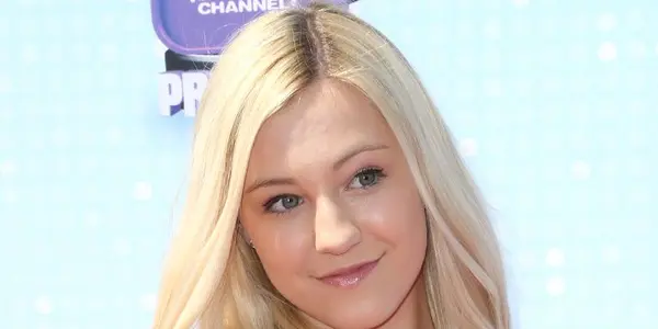 Ava Sambora