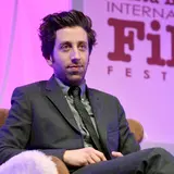 Simon Helberg Net Worth
