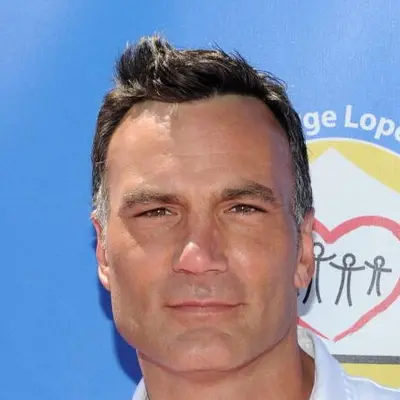 Jonathan Antin
