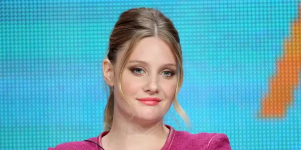 Romola Garai