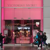 Billionaire Les Wexner In Talks To Step Down And Sell Off His Stake In Victoria's Secret