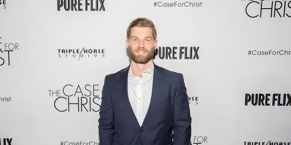 Mike Vogel