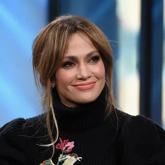J. Lo Finds Buyer For Hidden Hills Mansion at $10 Million