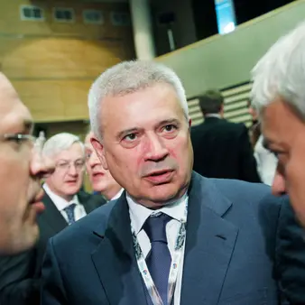 A Yacht Belonging Russia's Biggest Wealth Loser Has Vanished From Tracking Radars