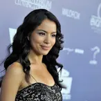 Stephanie Jacobsen Net Worth