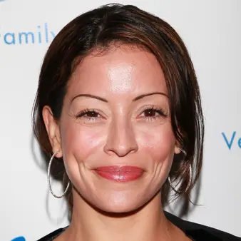 Emmanuelle Vaugier Net Worth