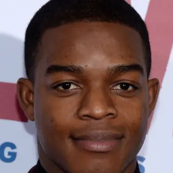 Stephan James Net Worth