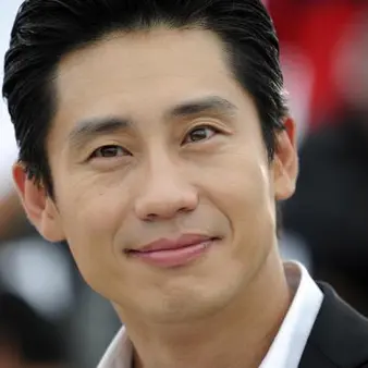Shin Ha-kyun Net Worth