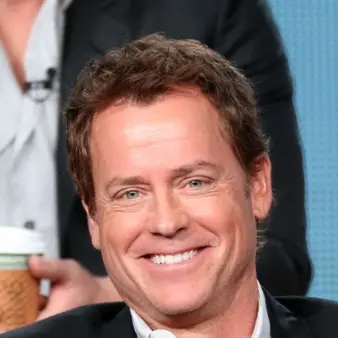 Greg Kinnear Net Worth