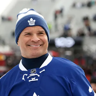 Tie Domi