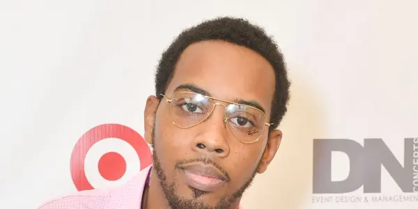 JoJo Simmons