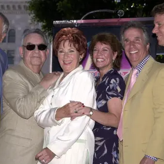 'Happy Days' Cast Suing CBS Over Royalties, With Ron Howard's Approval