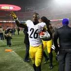 Le'Veon Bell Has Now Given Up More Money Than Any Other Running Back Will Make This Season