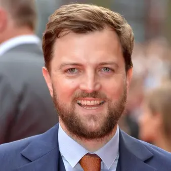 Iain Morris Net Worth