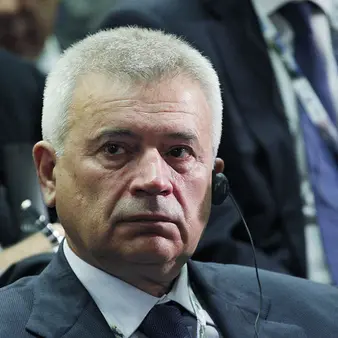 Of All The Russian Billionaires Hemorrhaging Wealth, Vagit Alekperov Puts Them All To Shame