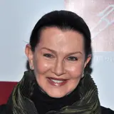 Veronica Hamel Net Worth
