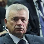 Of All The Russian Billionaires Hemorrhaging Wealth, Vagit Alekperov Puts Them All To Shame