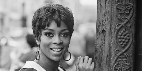 Lola Falana
