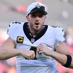 Derek Carr Just Retired With $205 Million Career Earnings — And 0 Playoff Wins